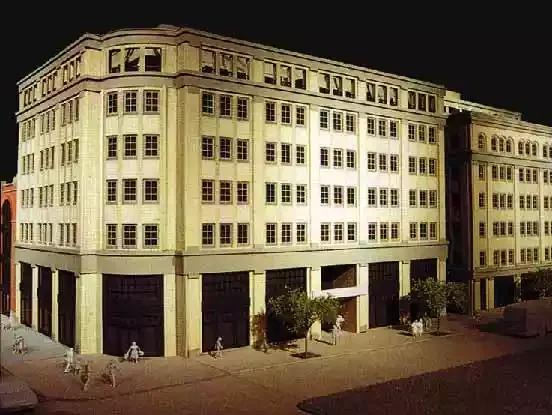 16 Market Square