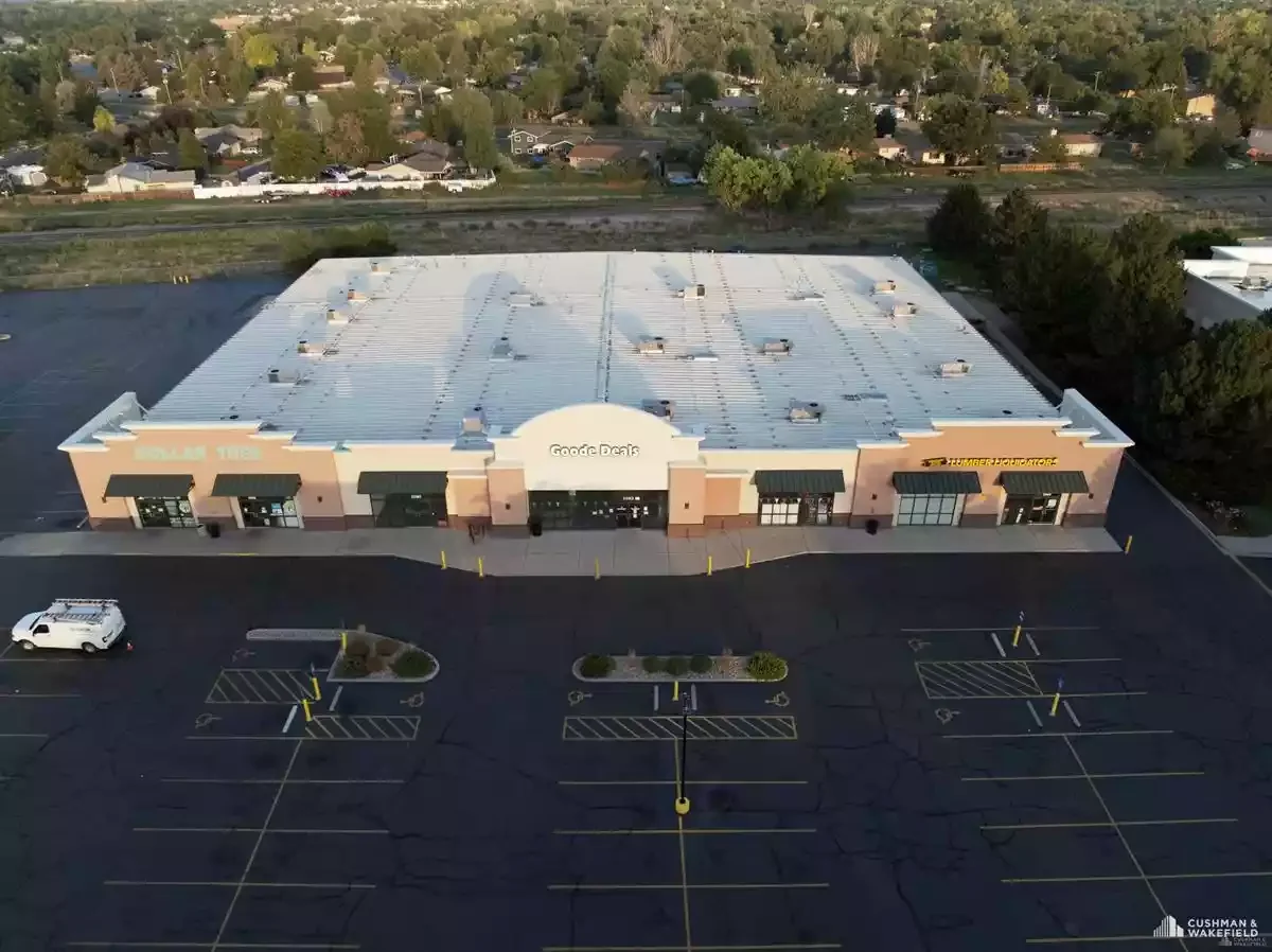 2985 N Garfield Ave — Lease in Loveland, CO, photo 2 of 4