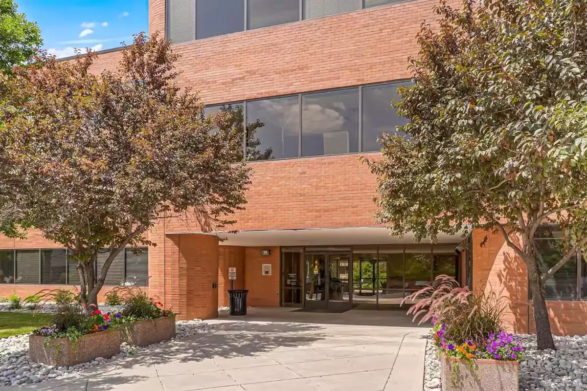 Arapahoe Plaza