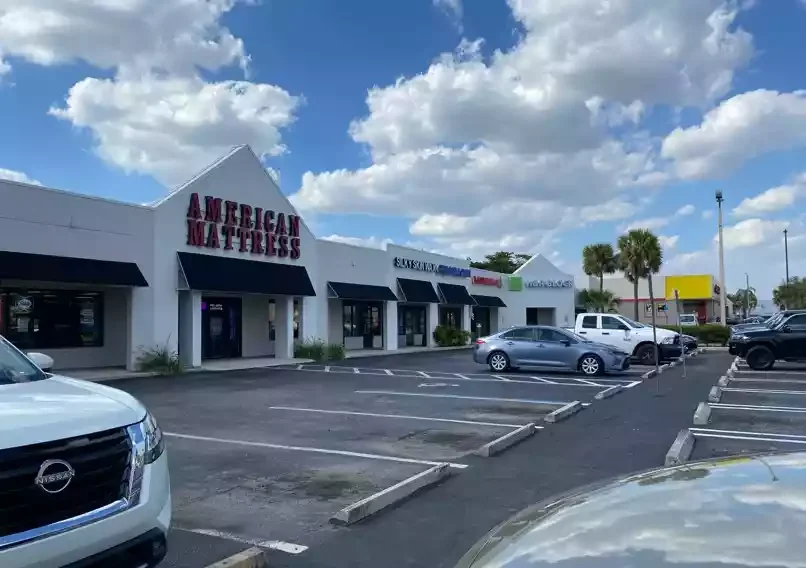 1338 Del Prado Blvd - commercial for sale in Cape Coral, FL