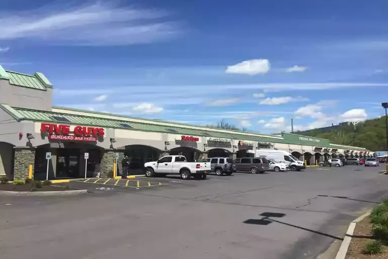 Ithaca Shopping Plaza